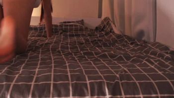 纯情主人俏女僕之与女僕共浴