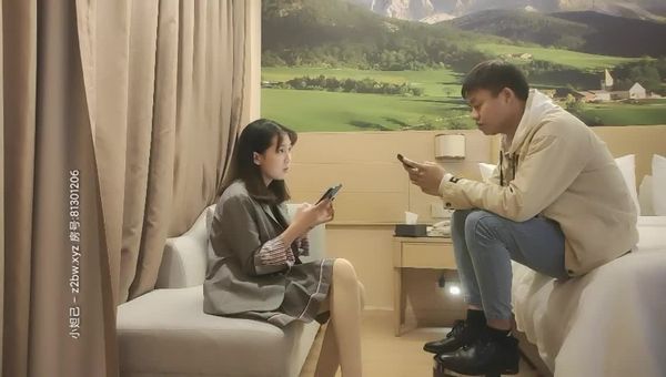 初恋 女神 来袭,甜美校园风,温柔苗条娇嫩 90后