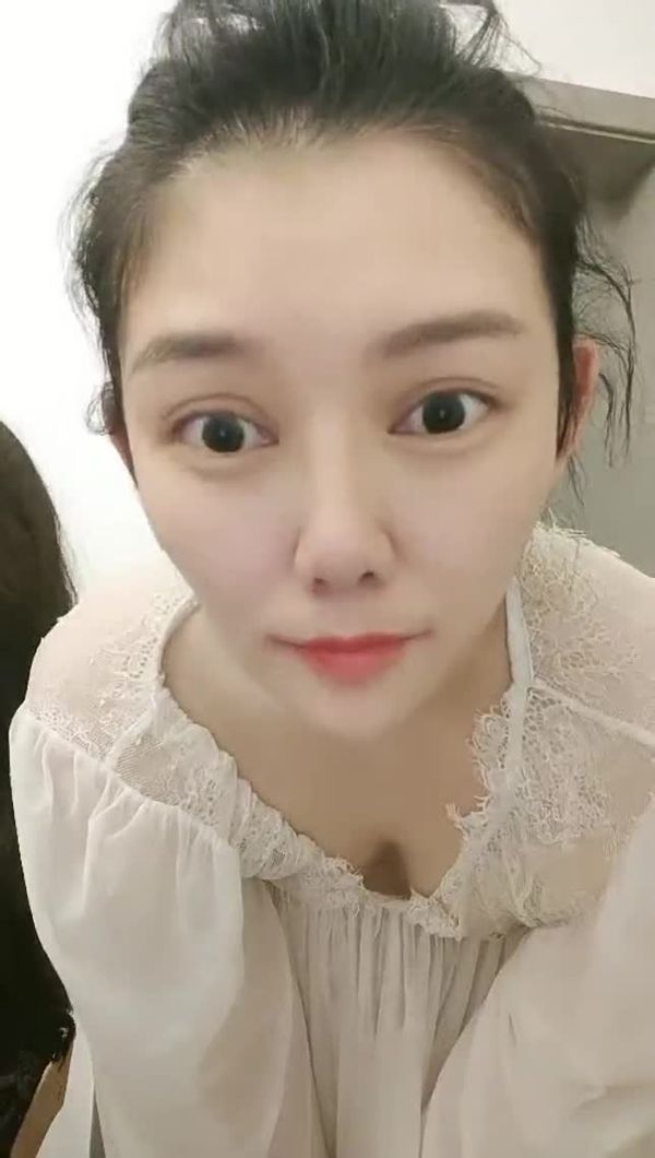 闺蜜双人嗨 20210514