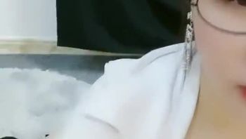 人间美味水蜜桃 自慰 20210604