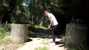 淫荡骚女与洋男友翻车旅行至欧洲-找个无人的野地激情操逼-粗大鸡巴塞满小骚逼-干的淫水横流-精彩推荐