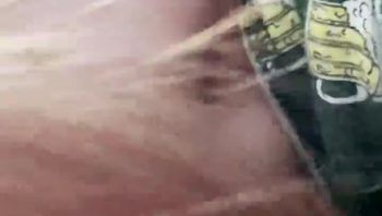 班花睡梦中，爆浆菊花残