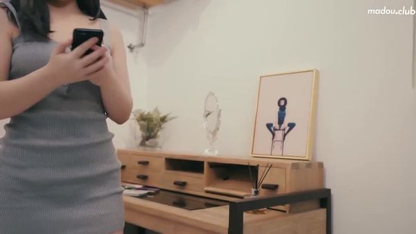 md0079-别人女友总是香?--骚货女友驭男术驭