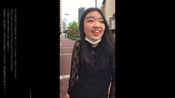 與中出瘋狂惡魔的婊子在街中露出跳蛋絶頂後就這樣在廁所插入!F