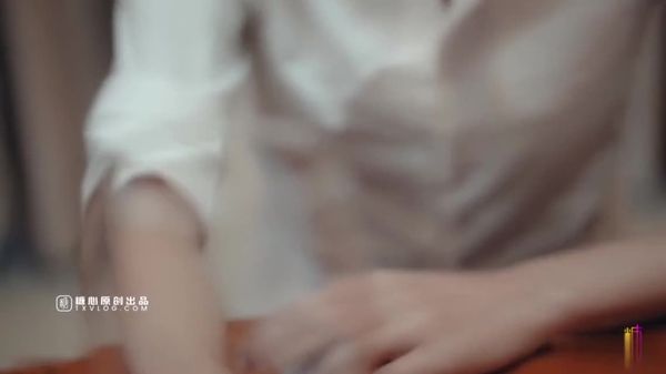 TXVLOG肉体解放女强人的肉体救赎 