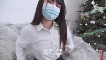 『娜娜』新作《高跟灰丝女秘书的呻吟》无套啪啪