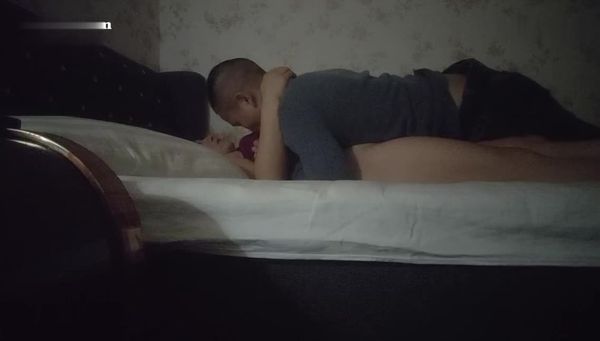 按摩要找熟女,今夜母子乱伦场,风骚美熟女,声声酥麻,大白臀浪劲十足,物超所值精彩啪啪干她(1)