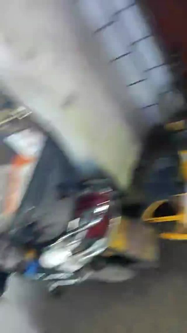 会所探花 寂寞的夜,小伙精虫上头,按摩店里环肥燕瘦美少妇不少,美乳圆润,皮肤细腻来爽一下