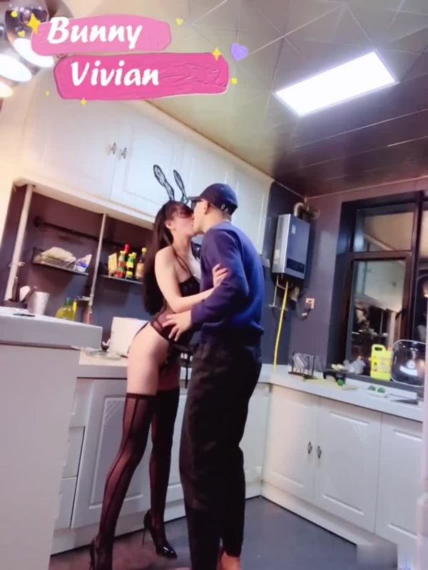 性感家居兔女郎