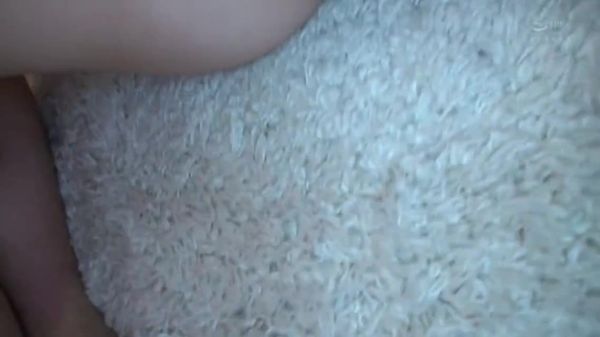 与白桃巨乳女大学生(2)中出4发也不用钱s香奈snnpj-45