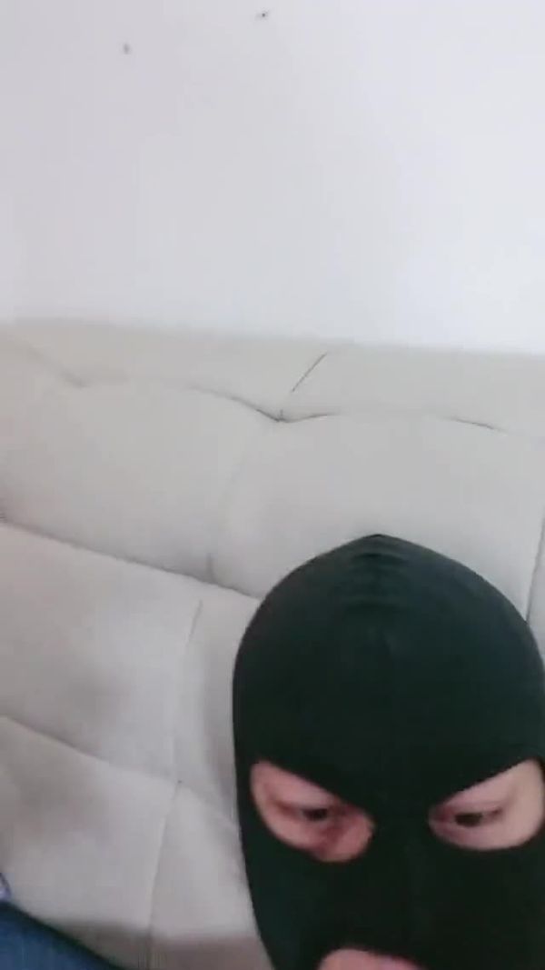 超级骚的黑丝少妇露脸给大哥舔菊花表情好骚,深喉大鸡巴乳交胸推啥活都会,让大哥多体位无套爆草射奶子真骚