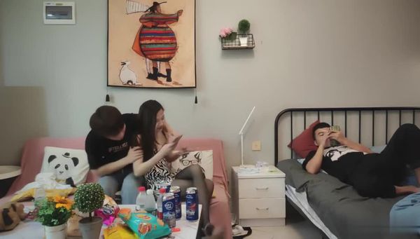 专约老阿姨,嫩妹,嫩妹,3000外围女神场,清纯校园风