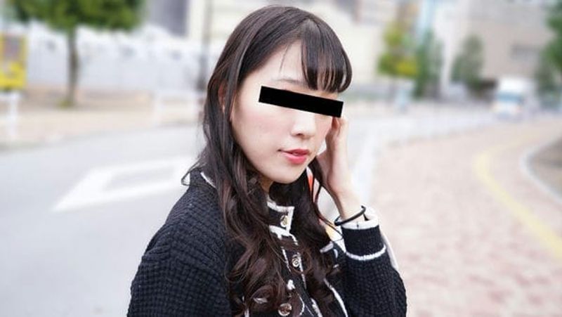 052723_01 10MU 天然むすめ 匂いフェチ ~ケツ穴をおもいっきり広げてクンニさせて!~