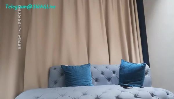 ai2k修复小宝寻花高素质米老鼠t恤外围美女,性感大白美腿舌吻互摸,上位骑坐扭动!小腰人肉打桩机快速抽插