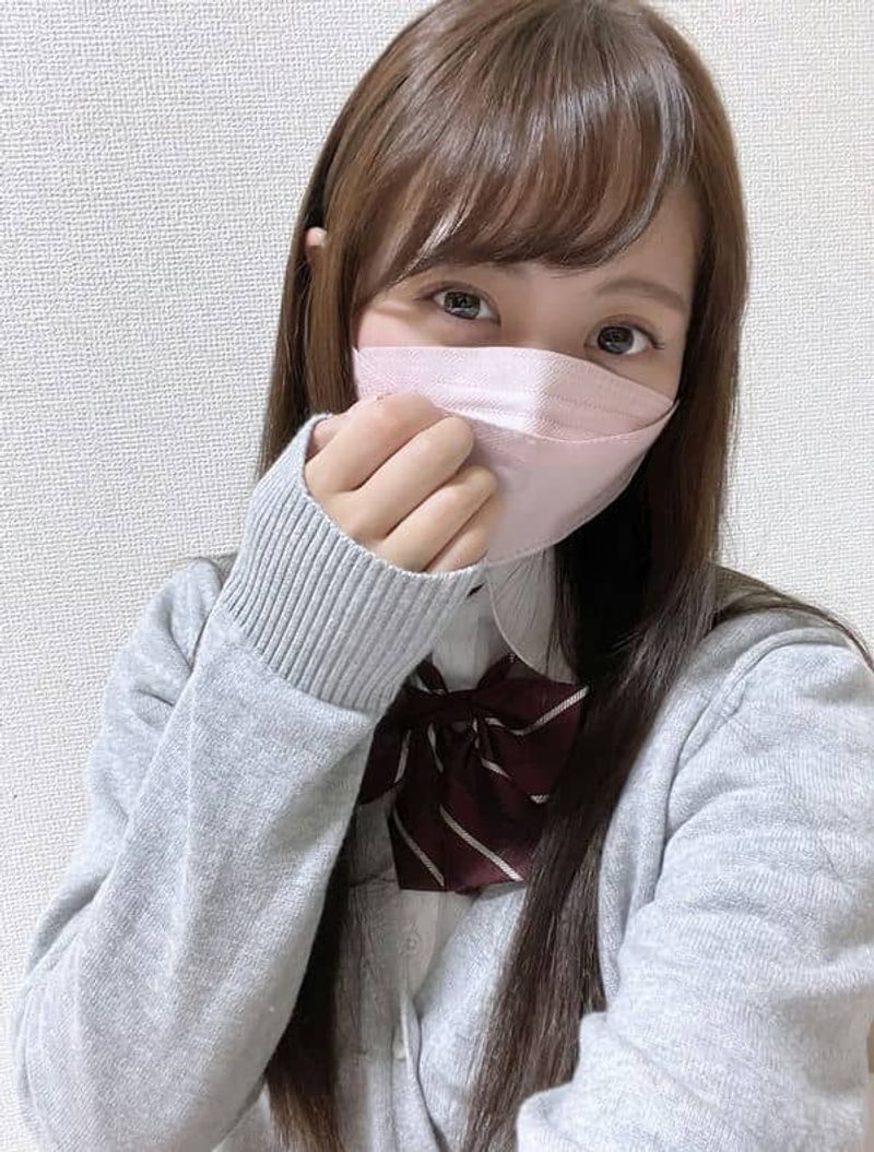 FC2 PPV 3490025 200年生まれ 本物1○才のぞみちゃん 年上にしか兴味がないP活大好き美小女に途中でゴム外して中出し 所持で起きたトラブル责任