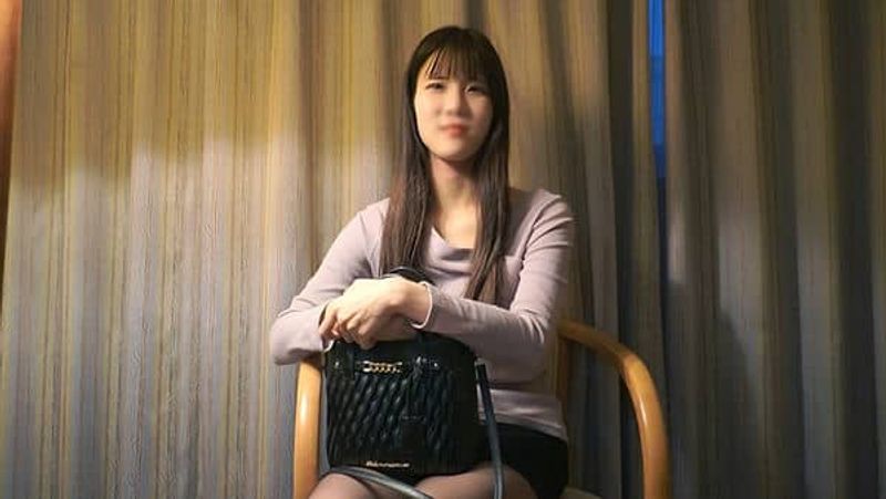 FC2 PPV 3497513 【无修正】ブランド品を欲しさに再びP活 淫乱受付秘书なみちゃん(23)お金の为にデブ男の肉棒を食し浓厚中出しまで