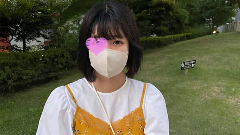 FC2 PPV 3514519 『処女丧失』 正真正铭の本物の処女丧失 18才 3ヶ月前まで高生 学费の支払いに困って 地方からわざわざ撮影に来ました
