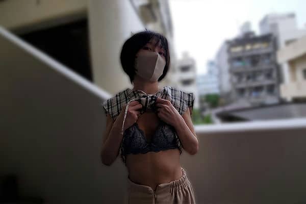 FC2 PPV 3584108 【野外 ハメ撮り】美人人妻が时间がないというので 外でハメ撮り利息回収