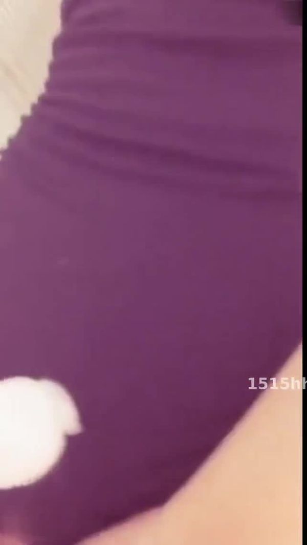 大奶兔女郎的淫荡诱惑,a最后还拿冰棒玩弄自己的小穴和小菊,男友边干边喊「干死你这只淫荡大奶兔子!」