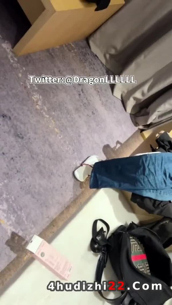 两根看起来都好吃 真难选