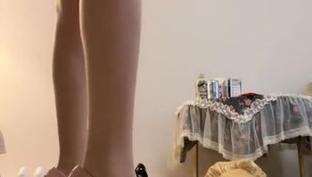 反差婊 漂亮的嫂子 还是如此的有韵味[10P]