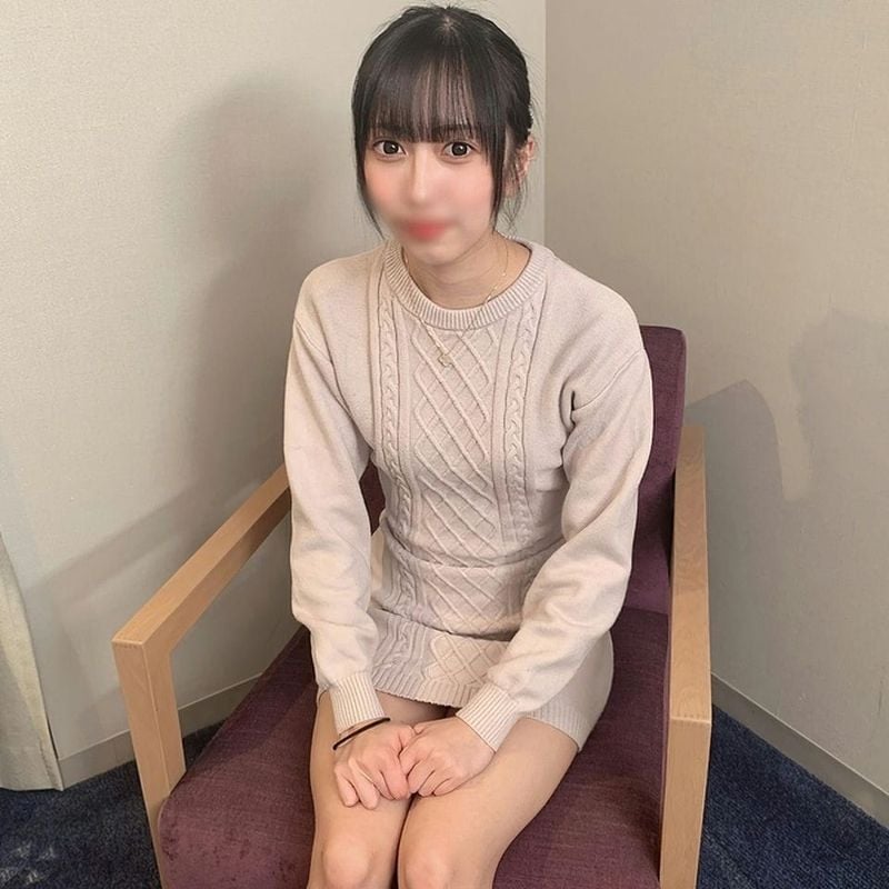 18歳なりたて学校卒业直后の纯白スレンダー天使人生初のハメ撮りで生挿入、中出し2连発!美しく括れた神ウエストでパイパン美マンに大