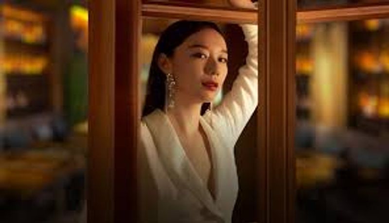 大象传媒人体模特儿你是画家我就是插画家
