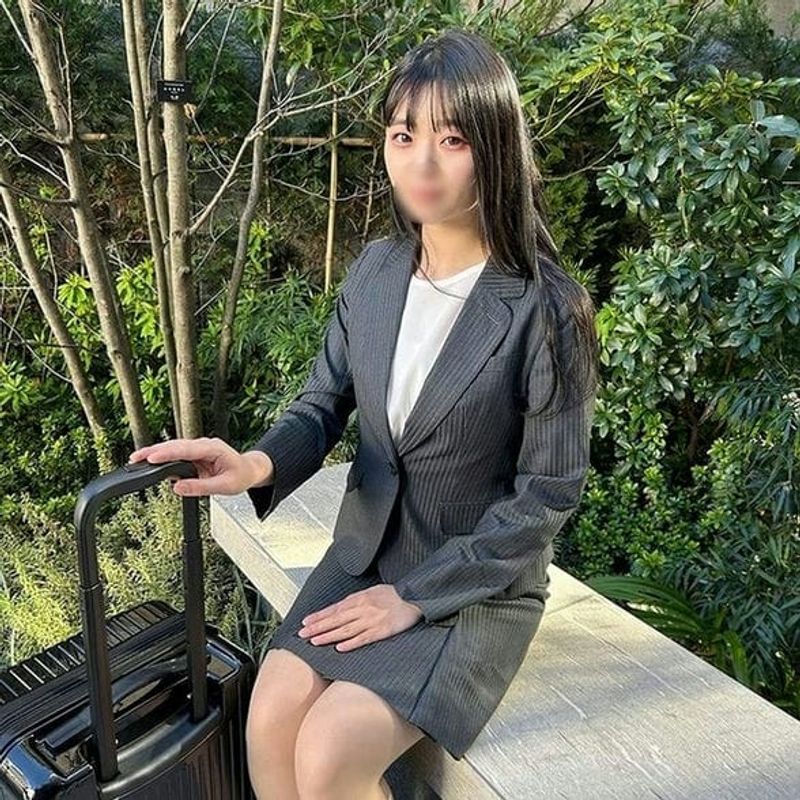 【#106完全顔出し】地方の素朴なOLちゃんと出張先のホテルで中出しセックス!お口やおしりをしばかれるのが好きな隠れど変態でし