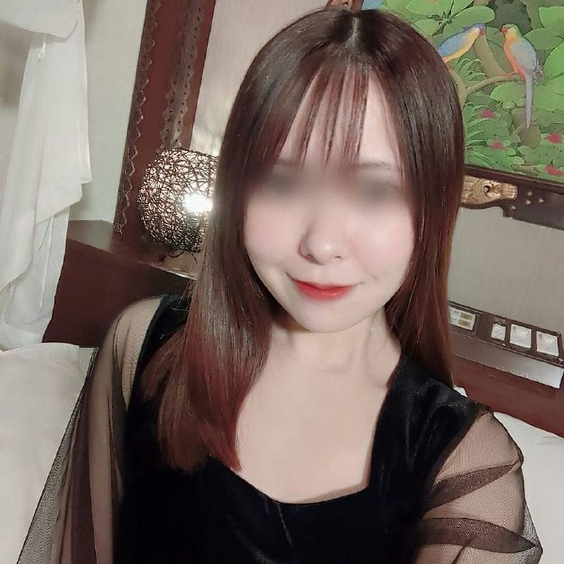 【无 初撮り】水泳の先生は人生初のマッチングデート!「ゴムは付けてくださいッ」途中でゴムを外して秘・密で中出し!