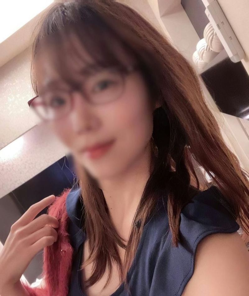 【顔出し&レビュー特典屋上フェラ抜き】面接に来た色気抜群の艶女を生ハメ撮り講習