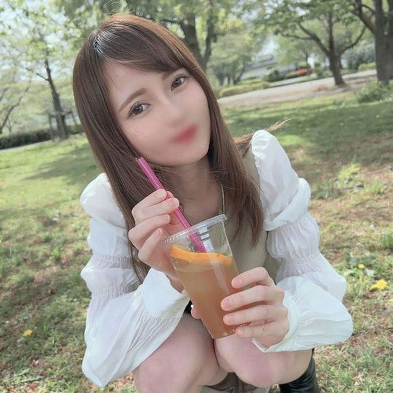 初撮影・顔出し!男性経験が極端に少ない押しに弱すぎる小柄でキュートな受付嬢・ひたすら生で挿入し続け拒否されながらも気持ち良
