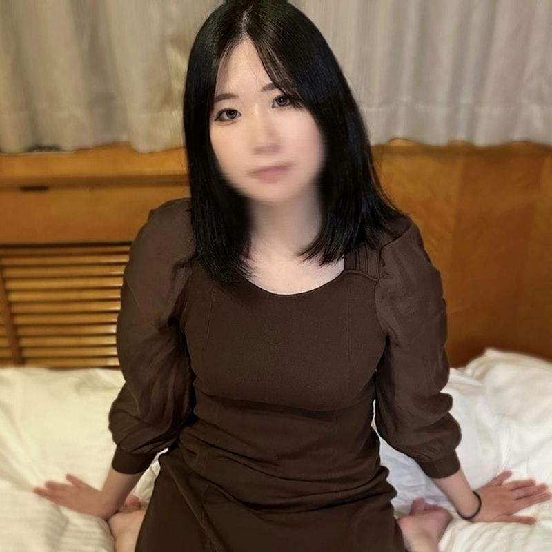 デカ尻好きは必见!【中出し】抱き心地抜群なフェラ颜美人は押しに弱く、中出しを许可してしまう。特典あり
