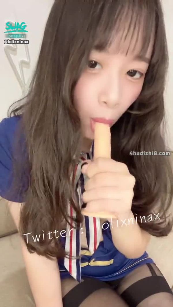 142小只马妮娜 爱吃精液的空姐