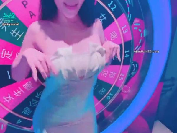 娃娃❤️翁雨澄 讲求一对一服务!酒店小姐不上班后的私生活