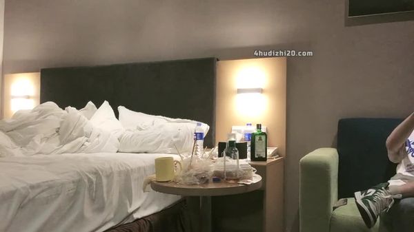 妹子破处探花啪啪