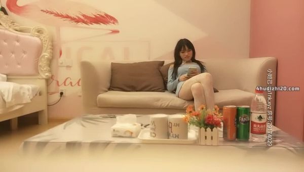 姐妹探花啪啪第一场