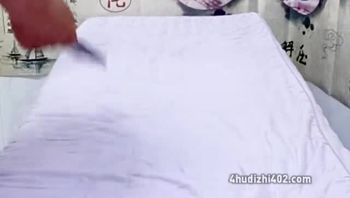 [今日代发]情侣投稿淫荡骚逼母狗[25P]