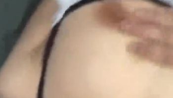 还没轮到爸爸肉棒赏赐的 只能自己来了