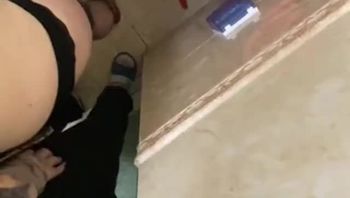 与美腿邻居有约 弄到大喷水