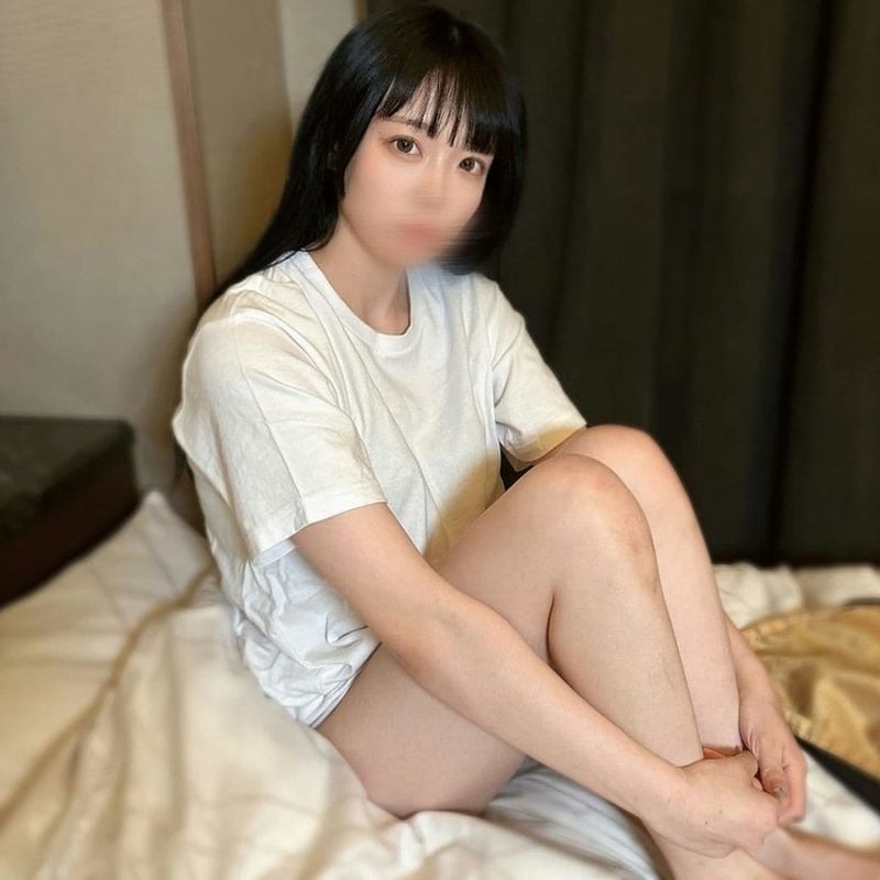 FC2 PPV 4538174 【無】【中出し】彼氏持ち美乳ちゃんが他人棒でイッちゃう。特典あり