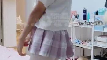 软软兔 俏皮妹妹 裸体比中指