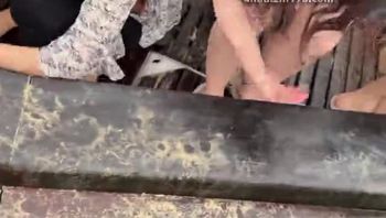 ❤️【高抄拍胸】海边露天 近距离怼奶拍小葡萄(1) 1 (36)
