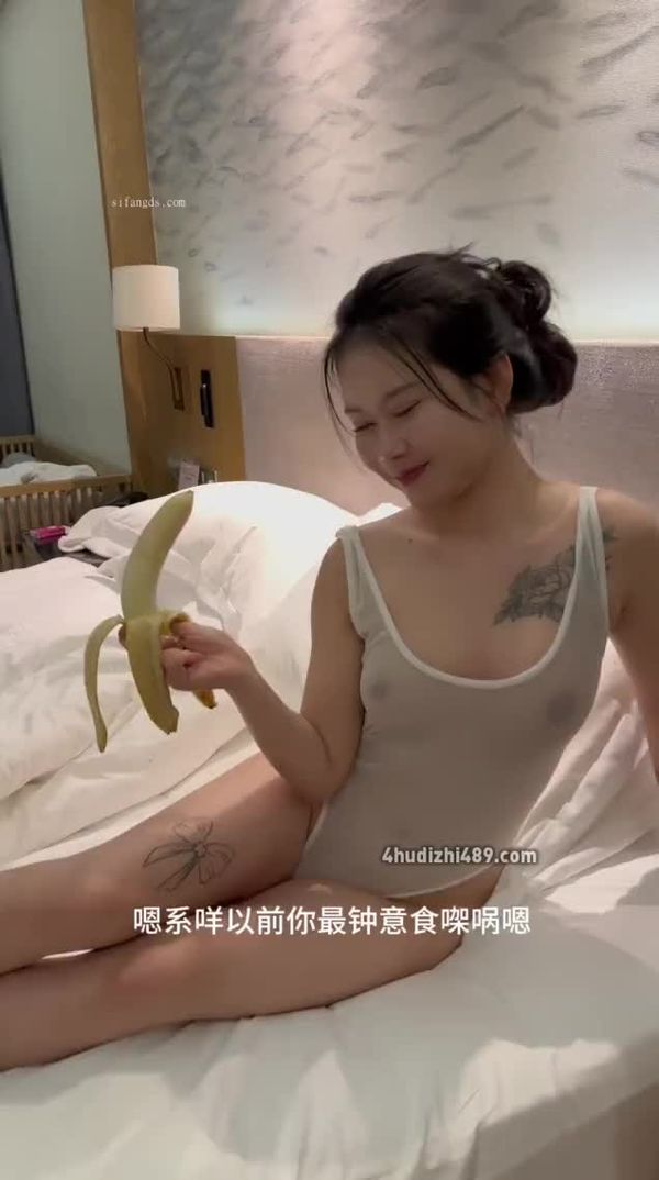 【年度最佳】颜值女神【晴宝】被多位金主包养泄密,第二弹 1 (20)