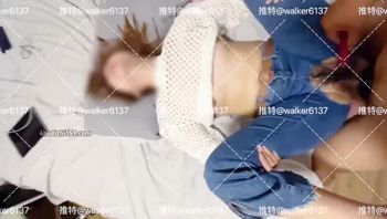 开档牛仔极品女神学妹