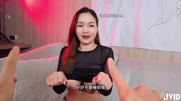 天然摇晃爆乳姊妹花大小通吃 包你射娱乐城让你今晚射不停 就是把你身心都要榨干 全空扳穴互动乳摇四手同玩