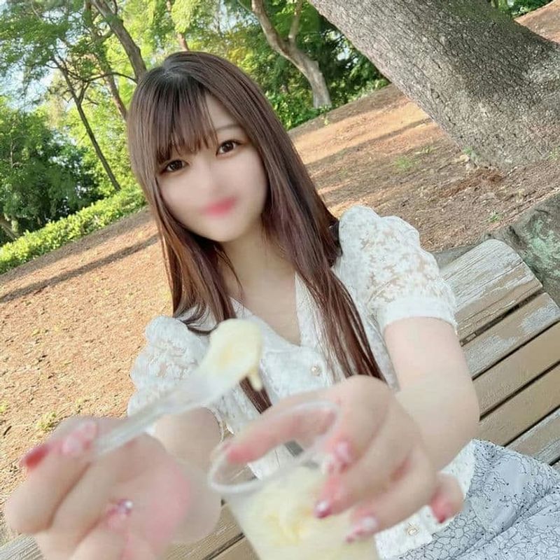FC2 PPV 4573386 颜出し!おっとりととろけるような自然体にEカップの清楚な女大生!淑やかな见た目とは里腹に美乳を揺らしながら卑猥な心をそのままに