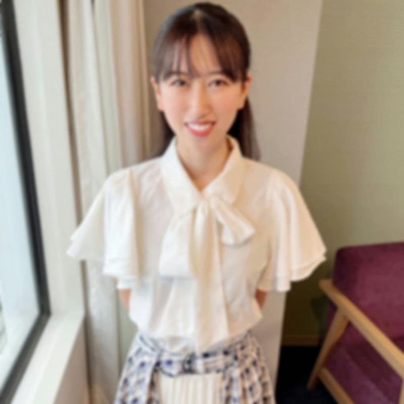 FC2 PPV 4575756 【3発射】有名学習塾講師のインテリ美女の白くて整った美裸体。久しぶりのSEXで肌を赤らめ、身悶える。真面目な姿に隠された淫らな