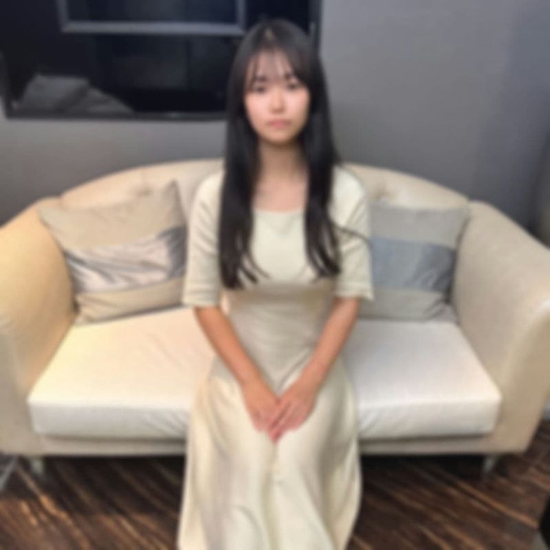 FC2 PPV 4576420 19才!純 粋 無 垢 黒髪美○女!美脚Eカップちなみちゃん。本気汁垂れ流し膣イキアクメ本能丸出し濃厚中出しエッチ。