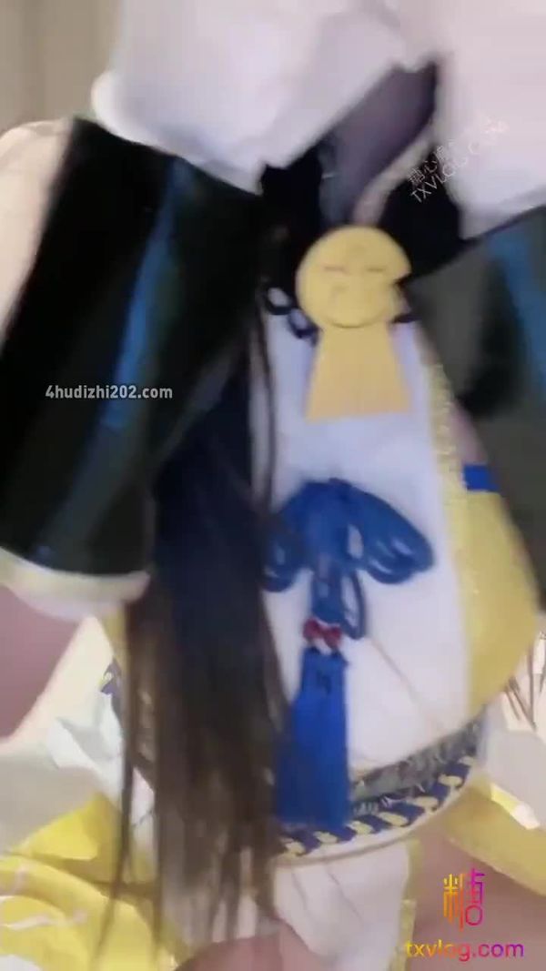 想让胡桃吃哥哥的棒棒糖吗
