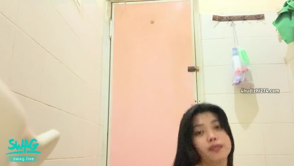 annatasya takeashowerafterbeinghornyintheroom